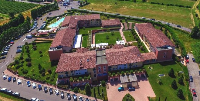 Torna-Convegno-dAutunno-levento-sulla-piscina-piu-partecipato-in-Italia-758x569 Sede del convegno dautunno 2023